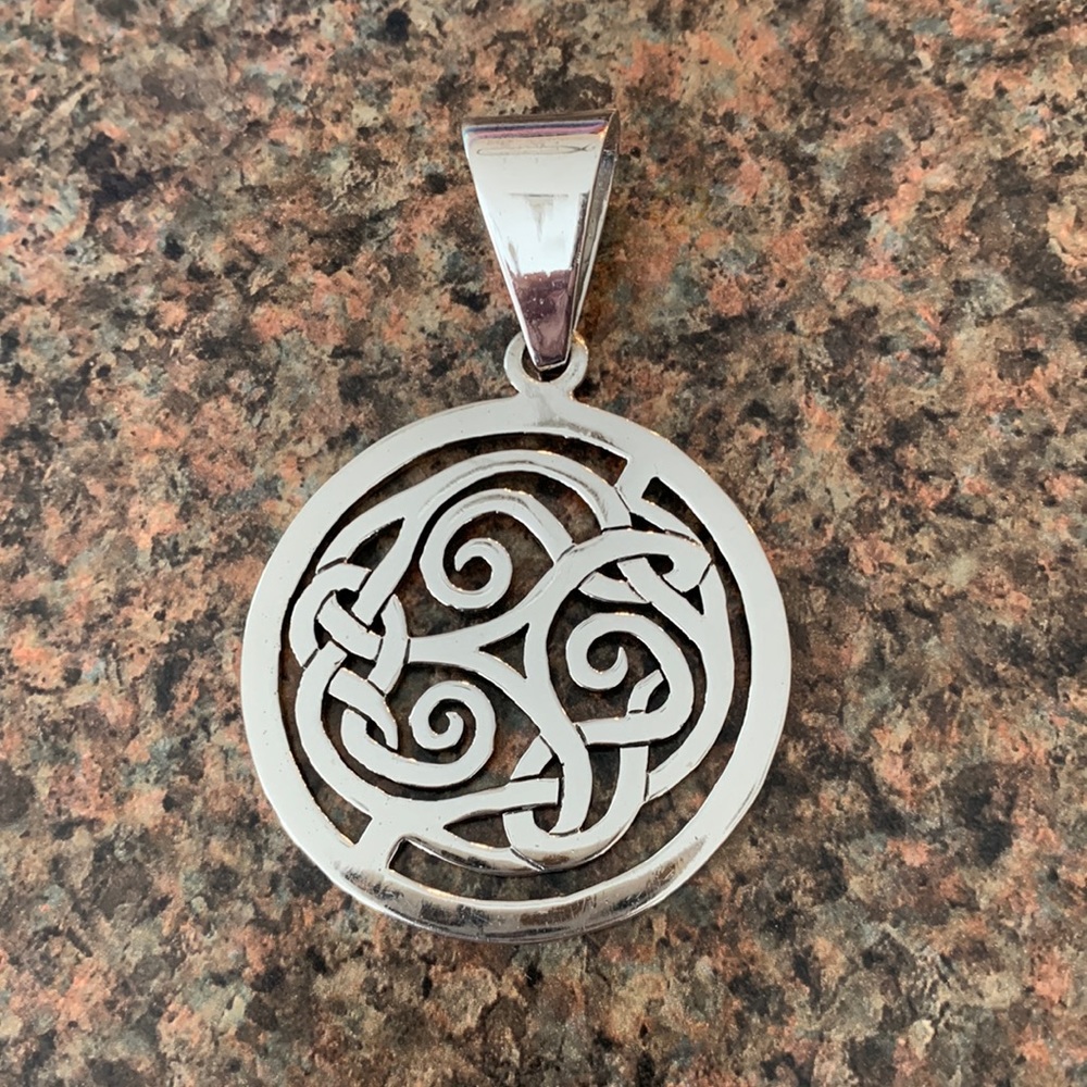 Silpada Celtic Sterling Pendant